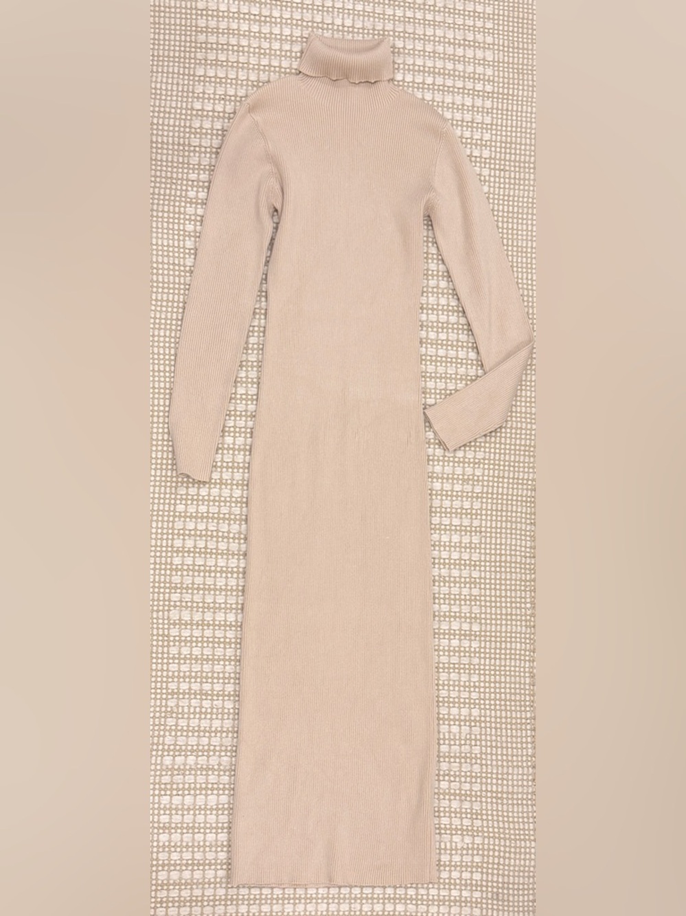 Missguided + Beige Ribbed Long Sleeve Maxi Dress